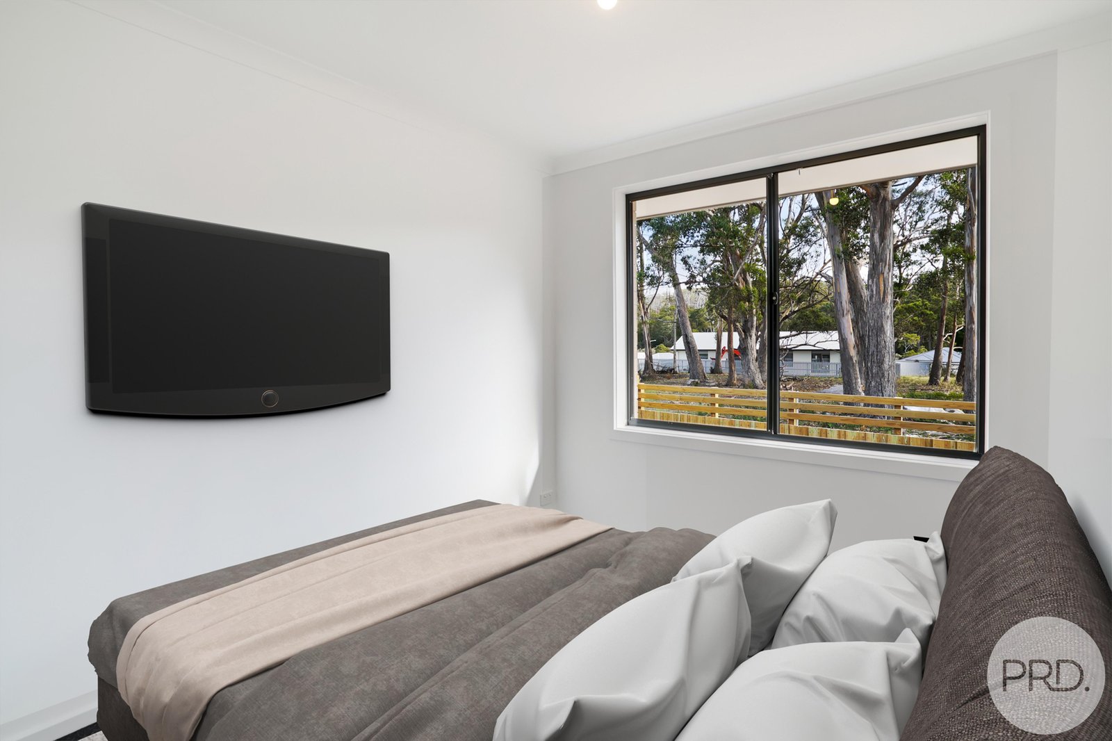 32 Hollyhock Drive KINGSTON 12