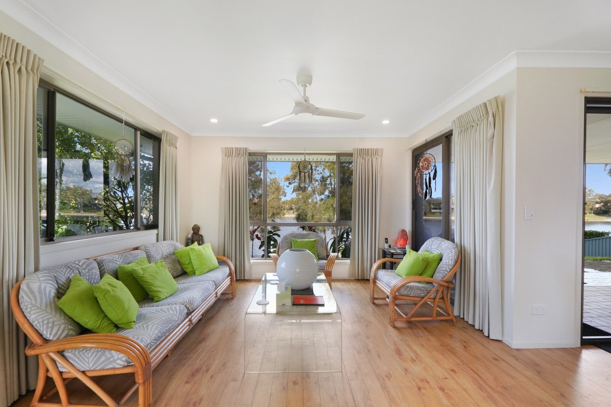 32 Honeyeater Drive Burleigh Waters 5