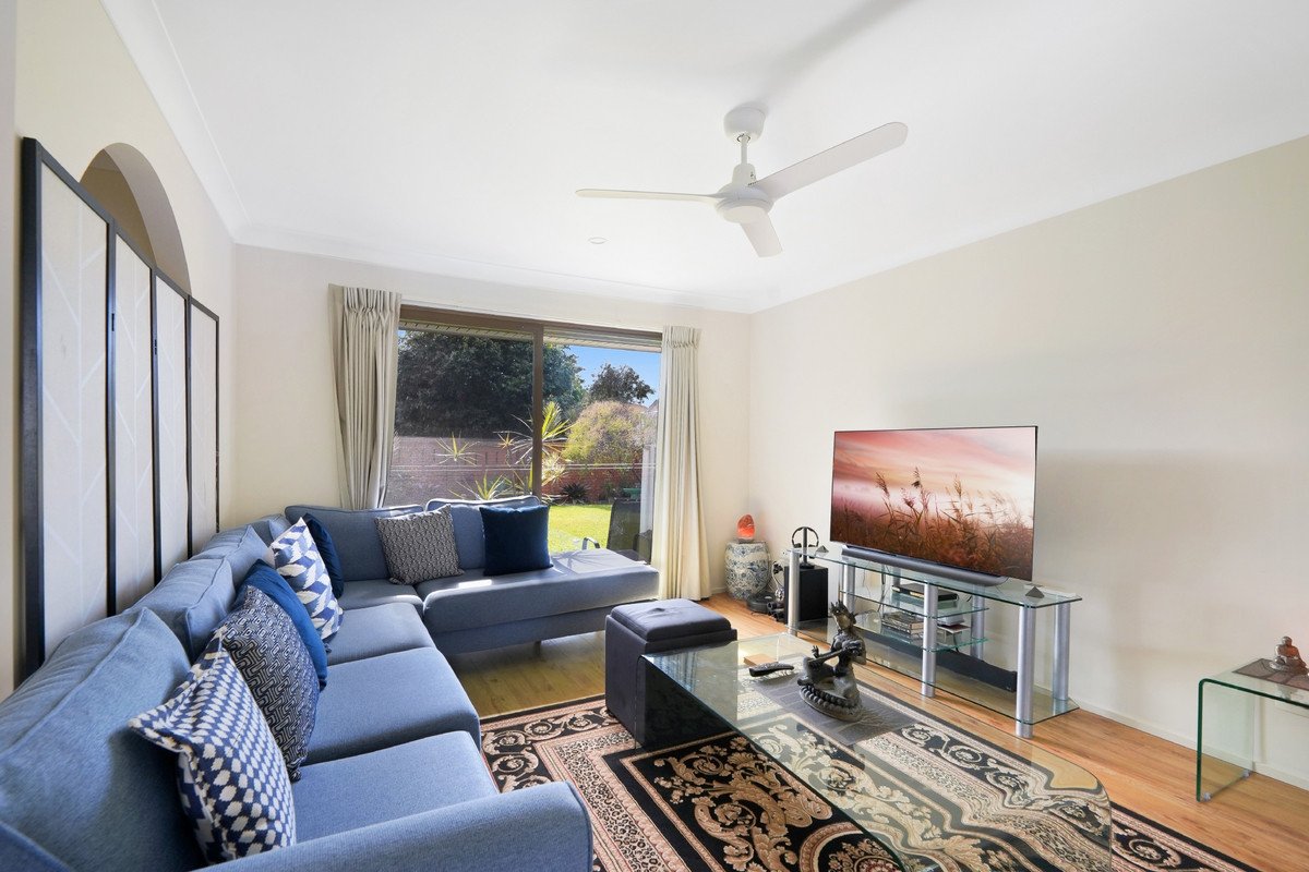 32 Honeyeater Drive Burleigh Waters 6
