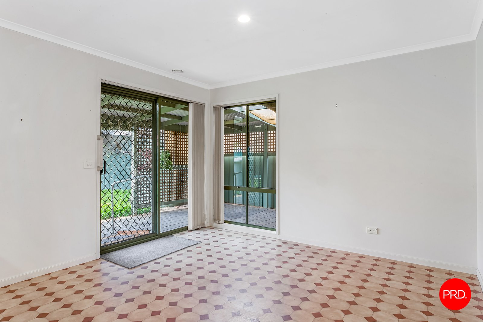 32 Hope St  KANGAROO FLAT 4