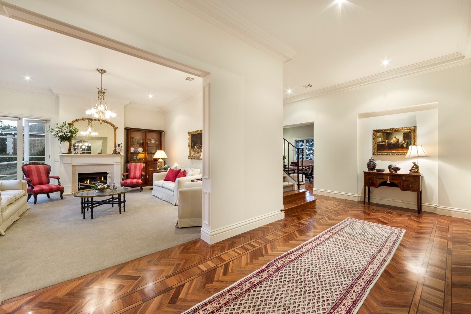 Real Estate and Property in 32 Hopetoun Road, Toorak, VIC