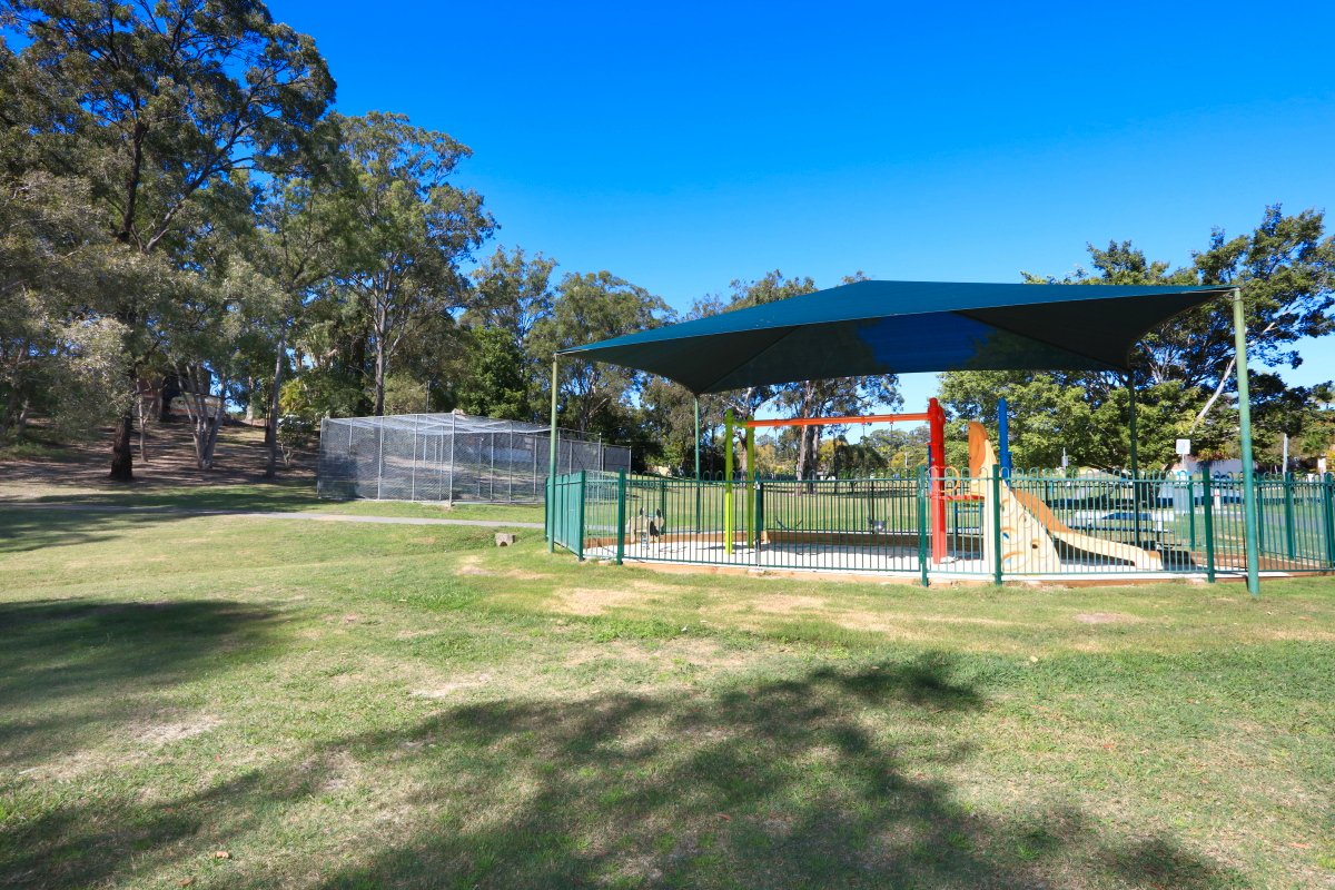32 Horizon Avenue ASHMORE 21