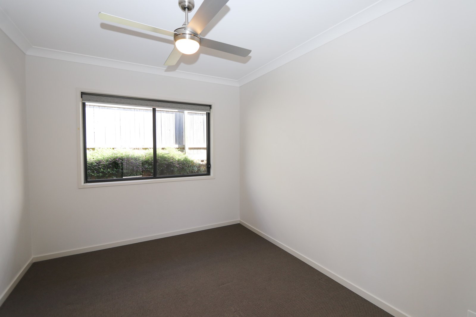 32 Hunter Street ORMEAU HILLS 14