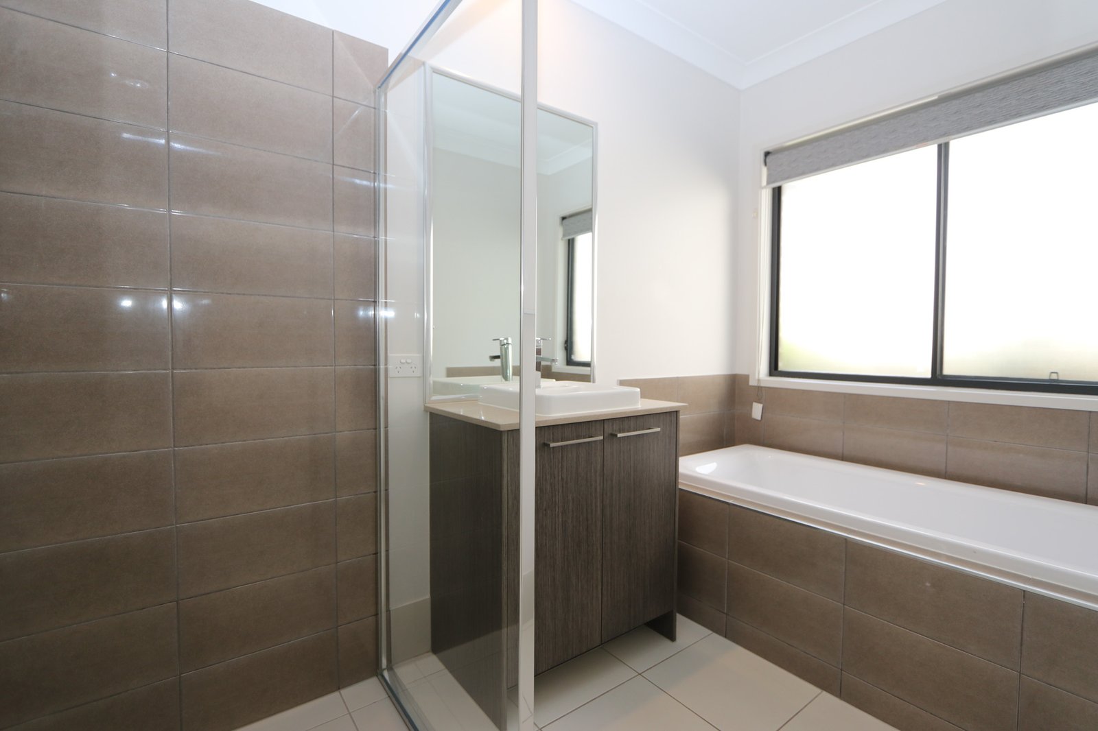 32 Hunter Street ORMEAU HILLS 15