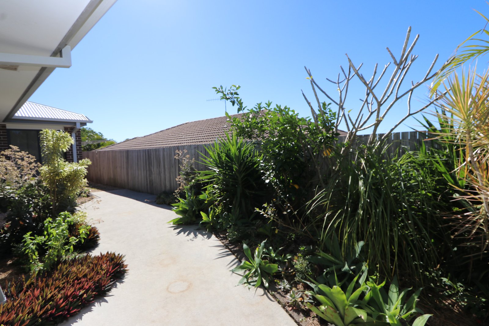 32 Hunter Street ORMEAU HILLS 19