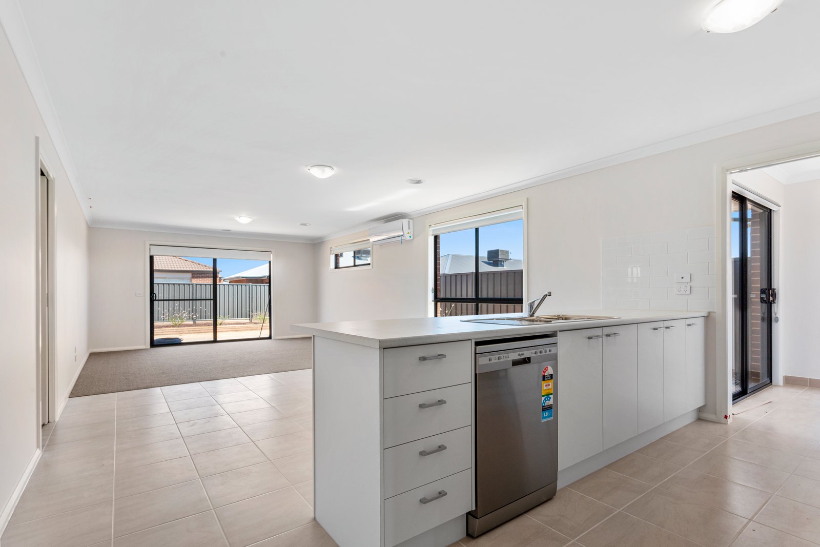 32 Hyatt Road HUNTLY 4