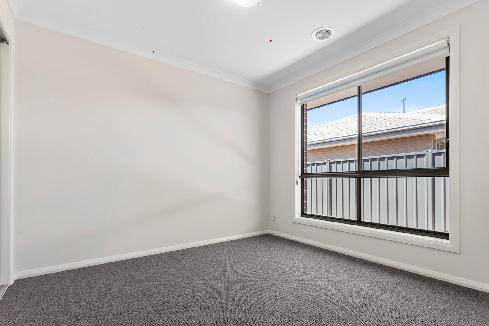 32 Hyatt Road HUNTLY 9