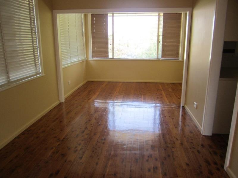 32 Hyman Street TAMWORTH 3