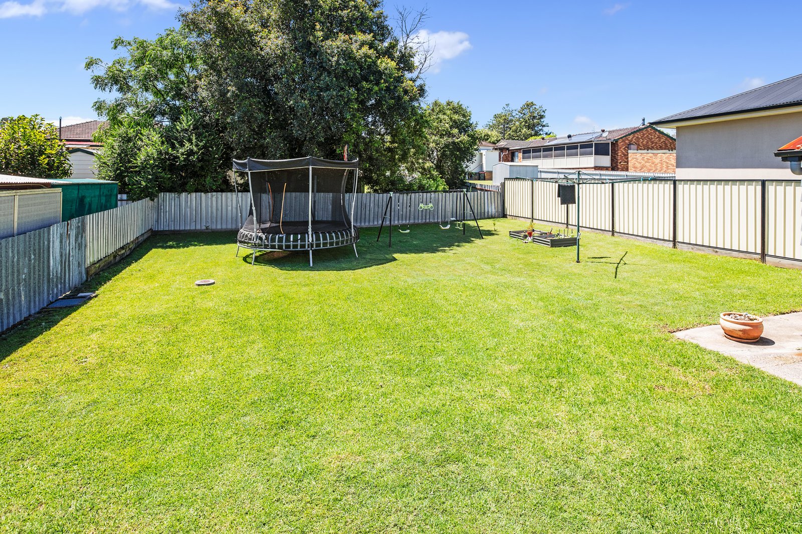 32 Irving Street BERESFIELD 15