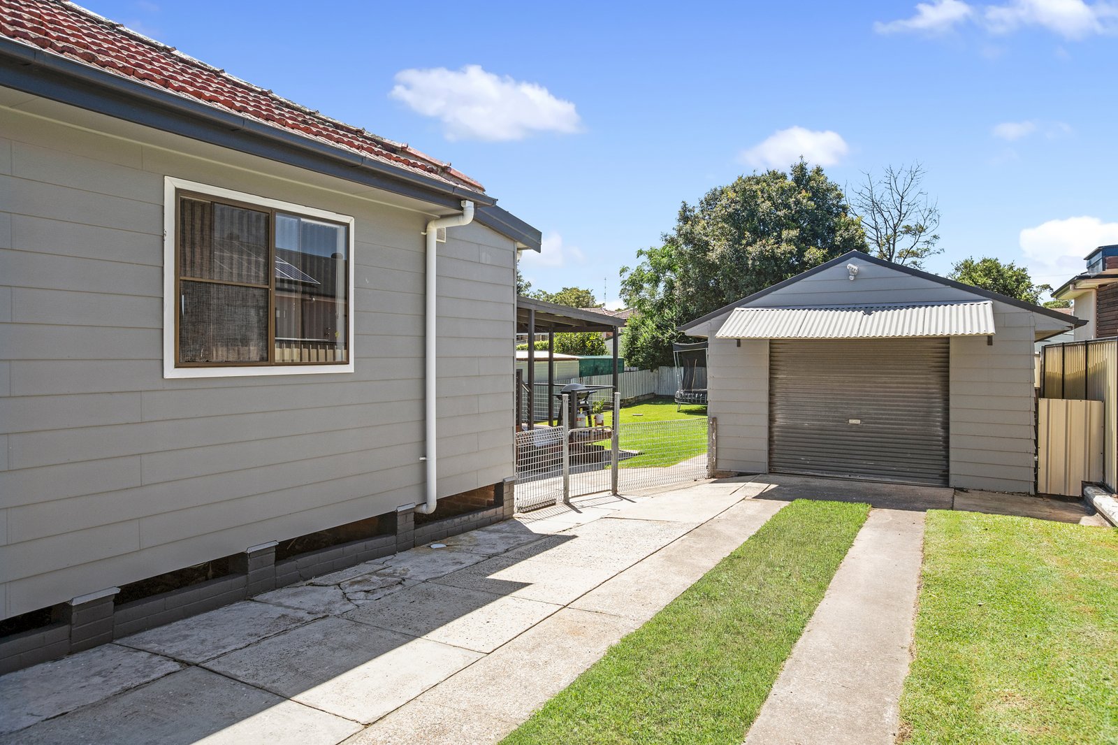 32 Irving Street BERESFIELD 17