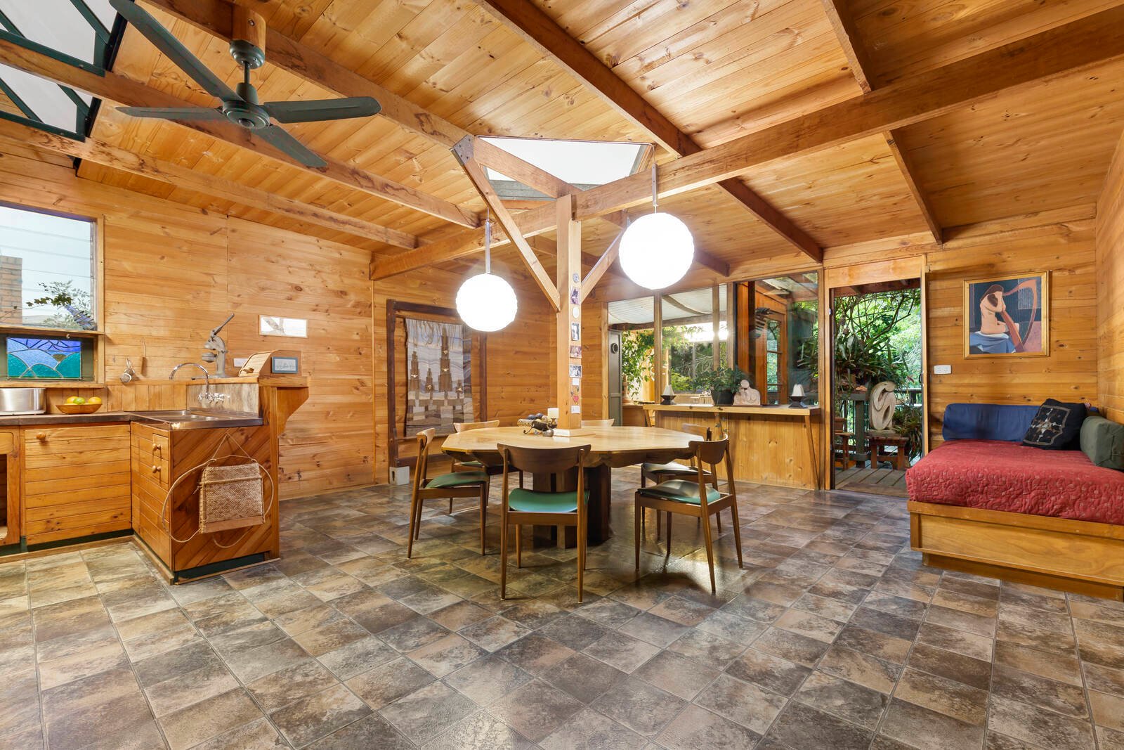 Real Estate and Property in 32 Jackson Avenue, Mont Albert North, VIC