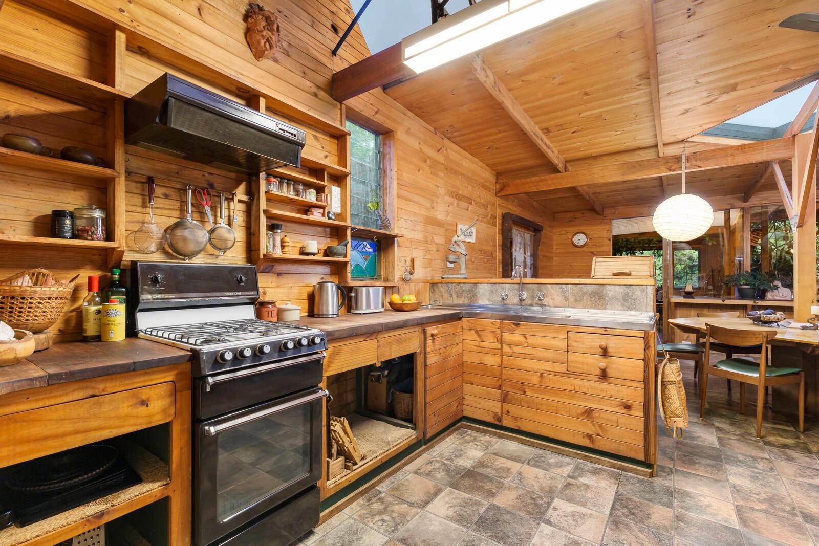 Real Estate and Property in 32 Jackson Avenue, Mont Albert North, VIC