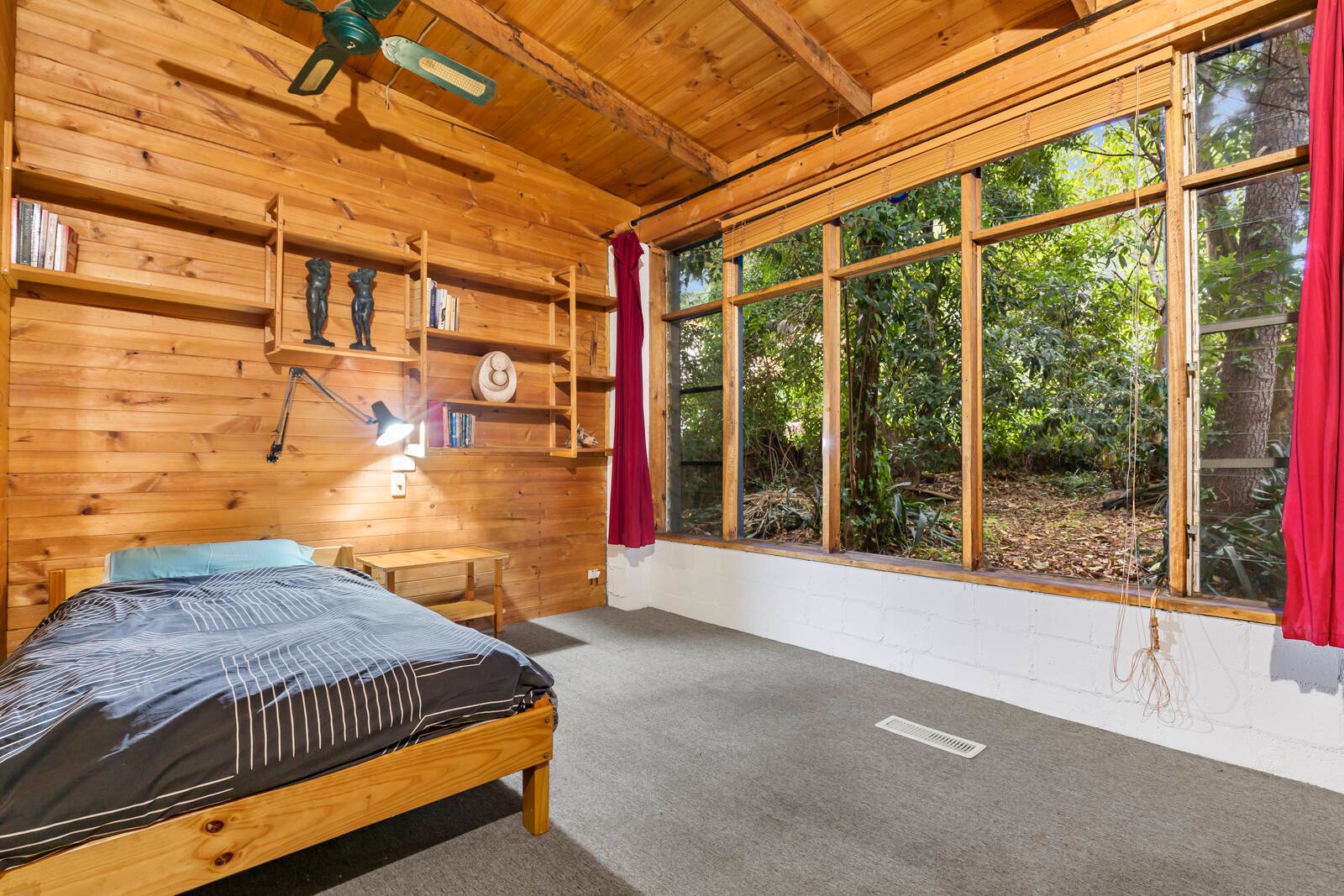 Real Estate and Property in 32 Jackson Avenue, Mont Albert North, VIC