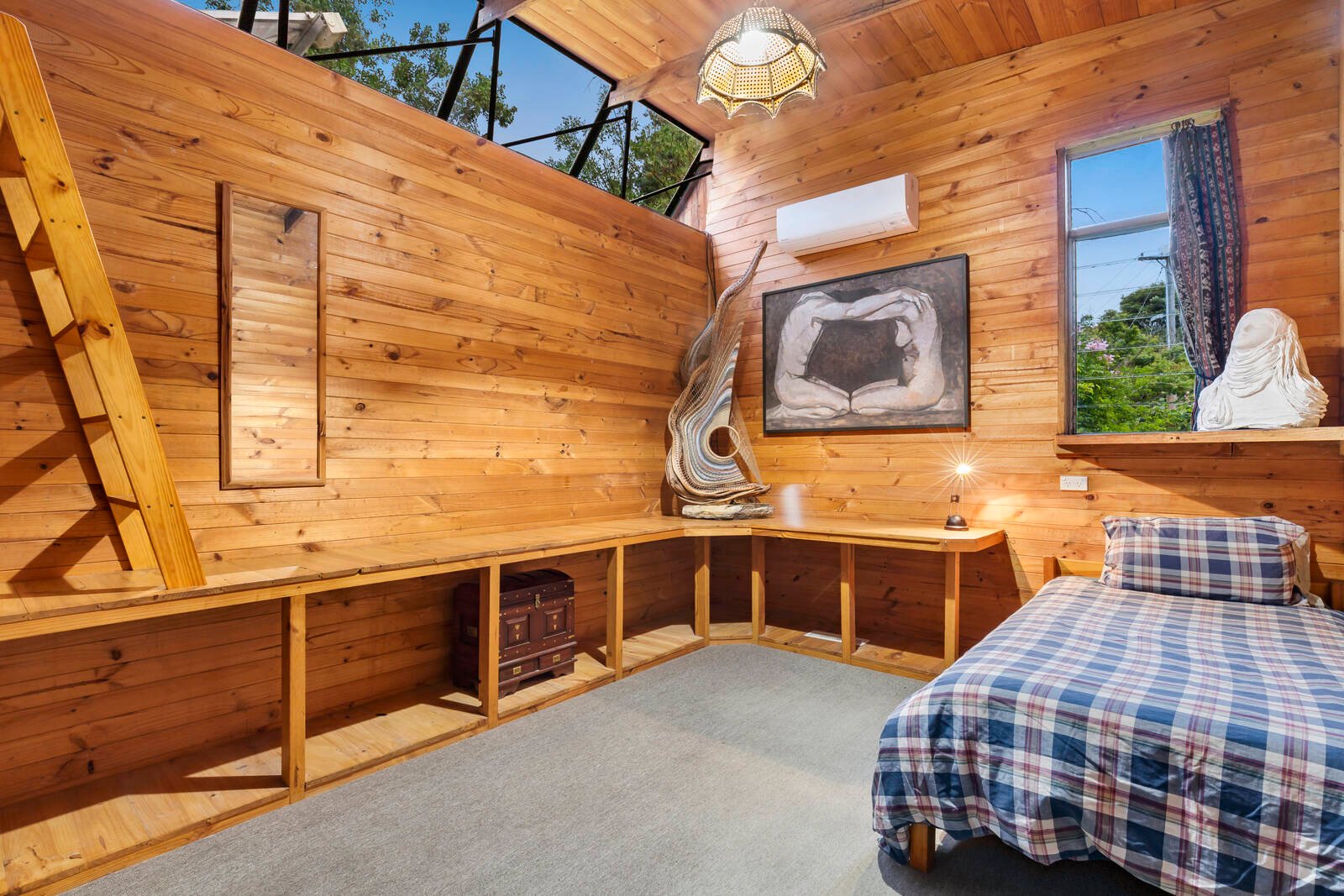 Real Estate and Property in 32 Jackson Avenue, Mont Albert North, VIC