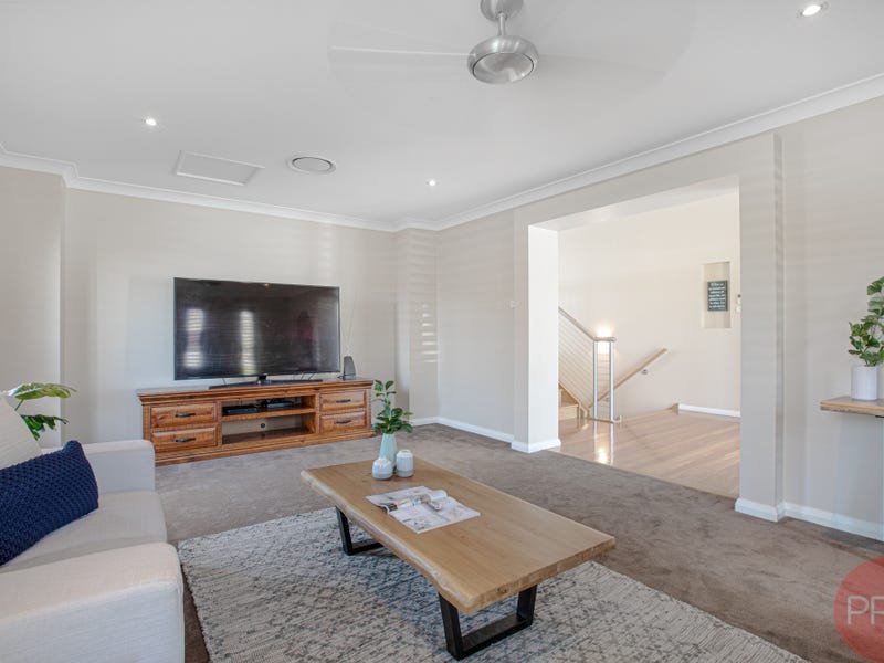 32 James Leslie Drive GILLIESTON HEIGHTS 13