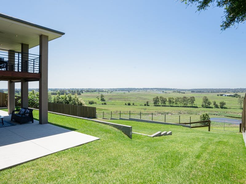 32 James Leslie Drive GILLIESTON HEIGHTS 26