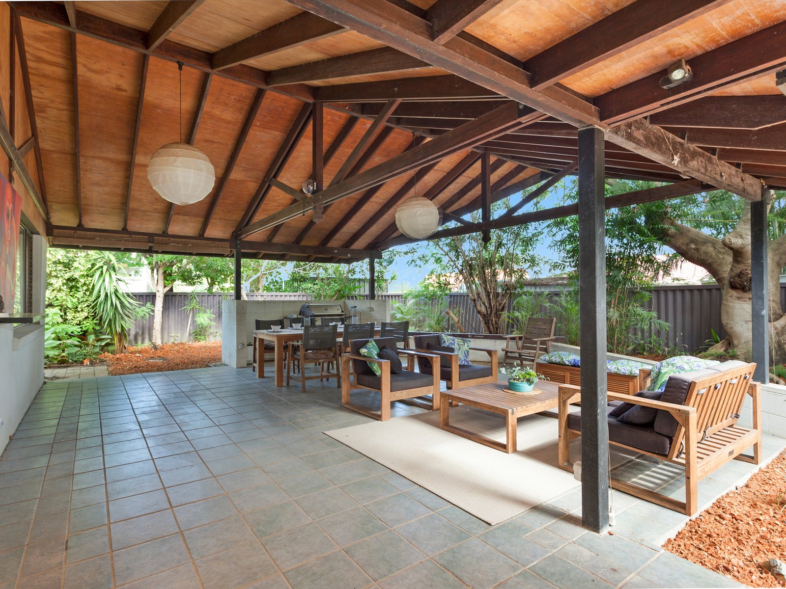 32 Joeith Court MIAMI 14