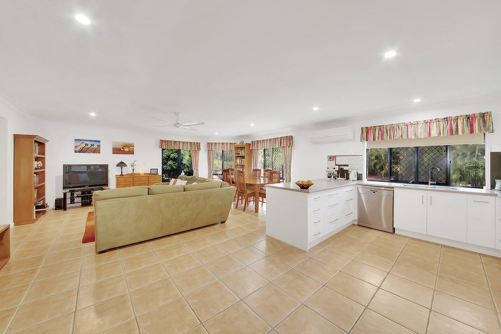 32 Keating Street TANNUM SANDS 4