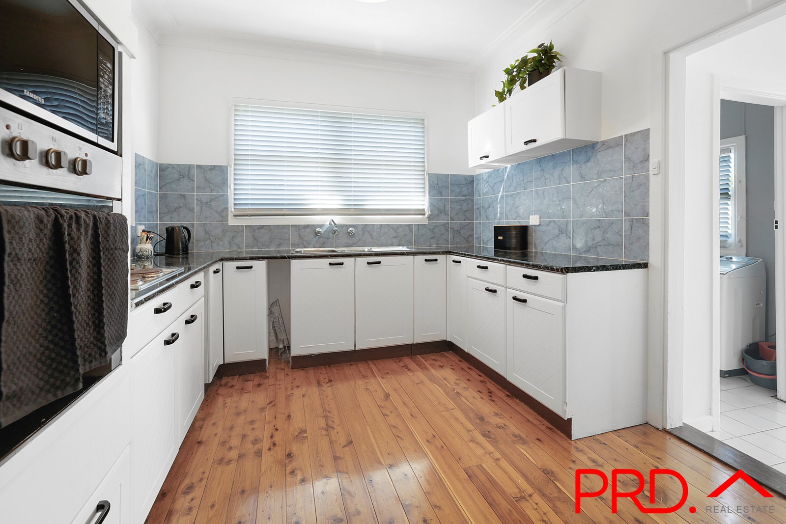 32 Kent Street TAMWORTH 5