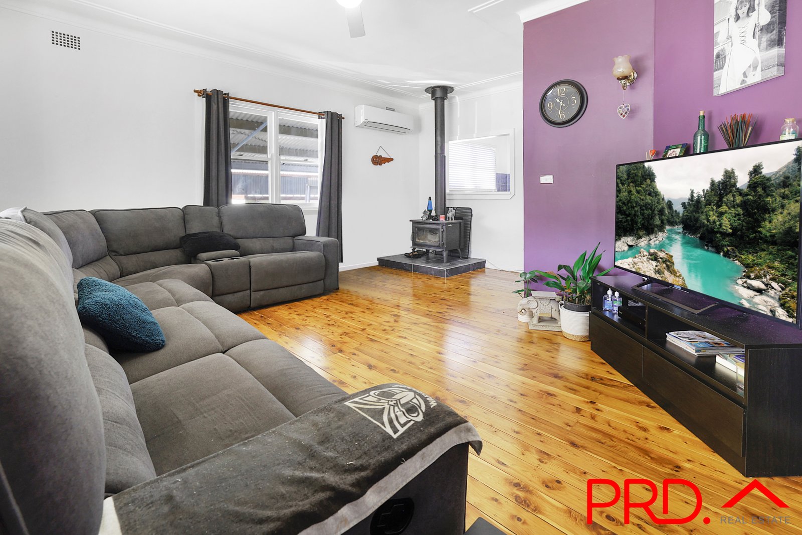 32 Kent Street TAMWORTH 8