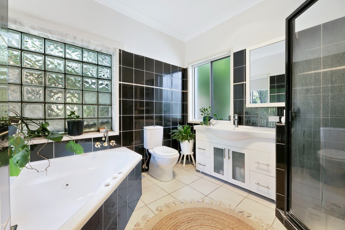 32 Killara Street Currumbin Waters 19