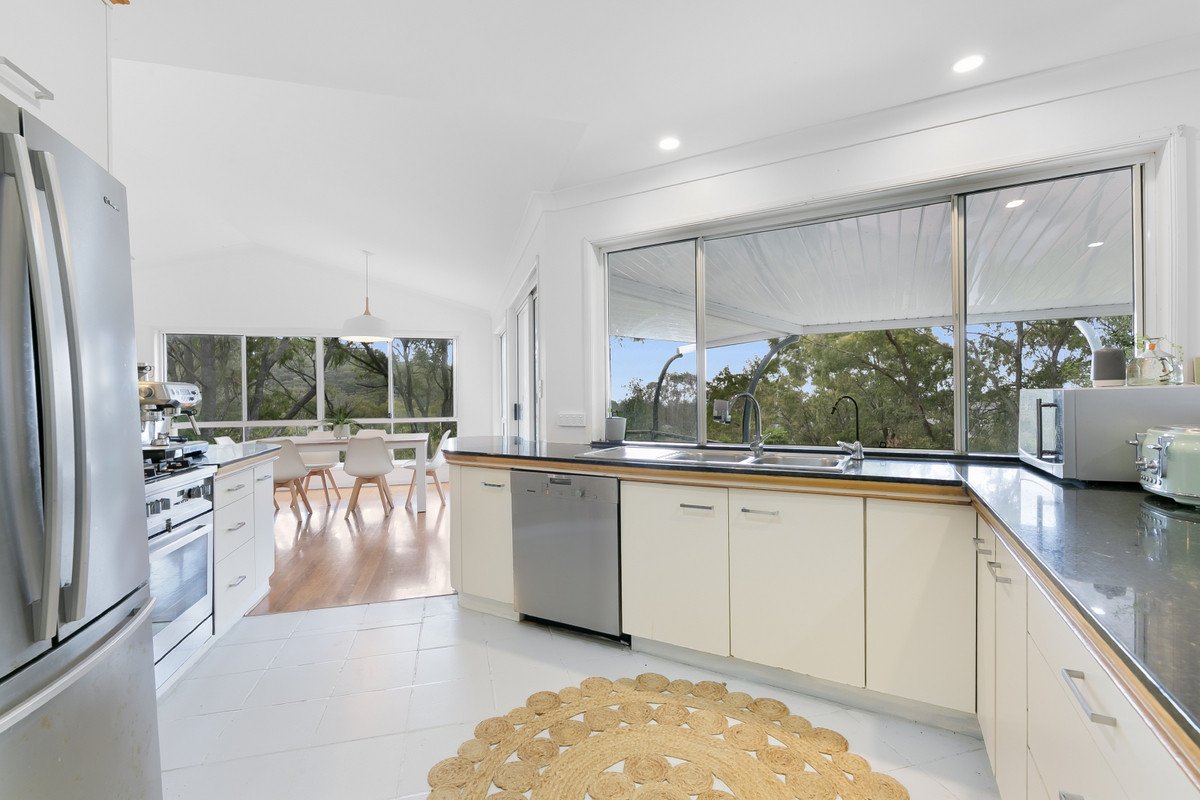 32 Killara Street Currumbin Waters 9