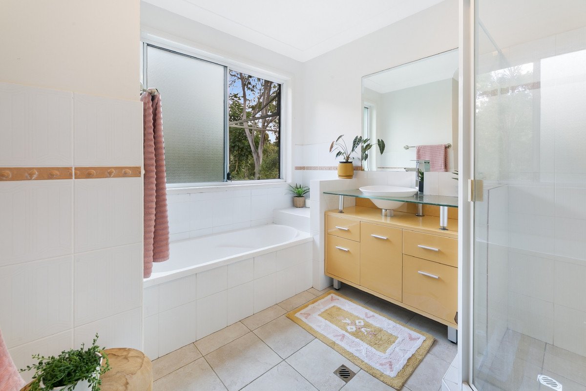 32 Killara Street Currumbin Waters 21