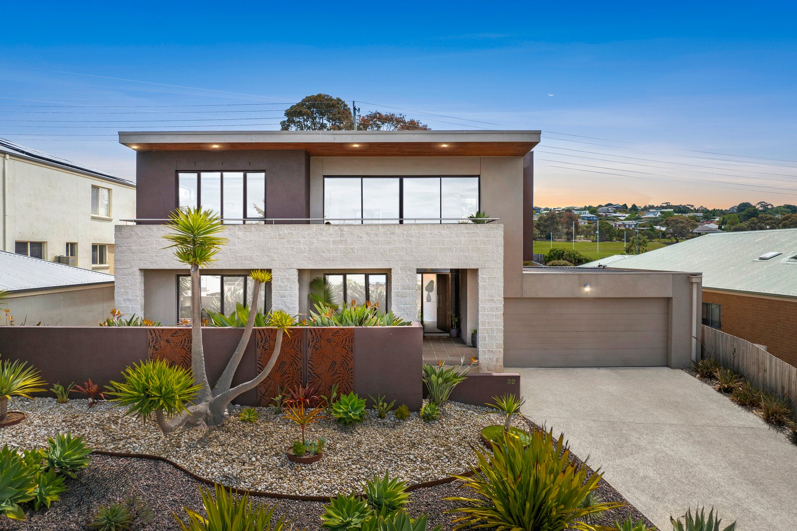 Gallery: 32 Knollbrook Close