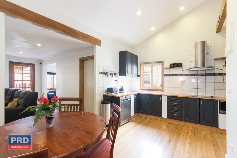 32 Kurrajong Street CAPTAINS FLAT 5
