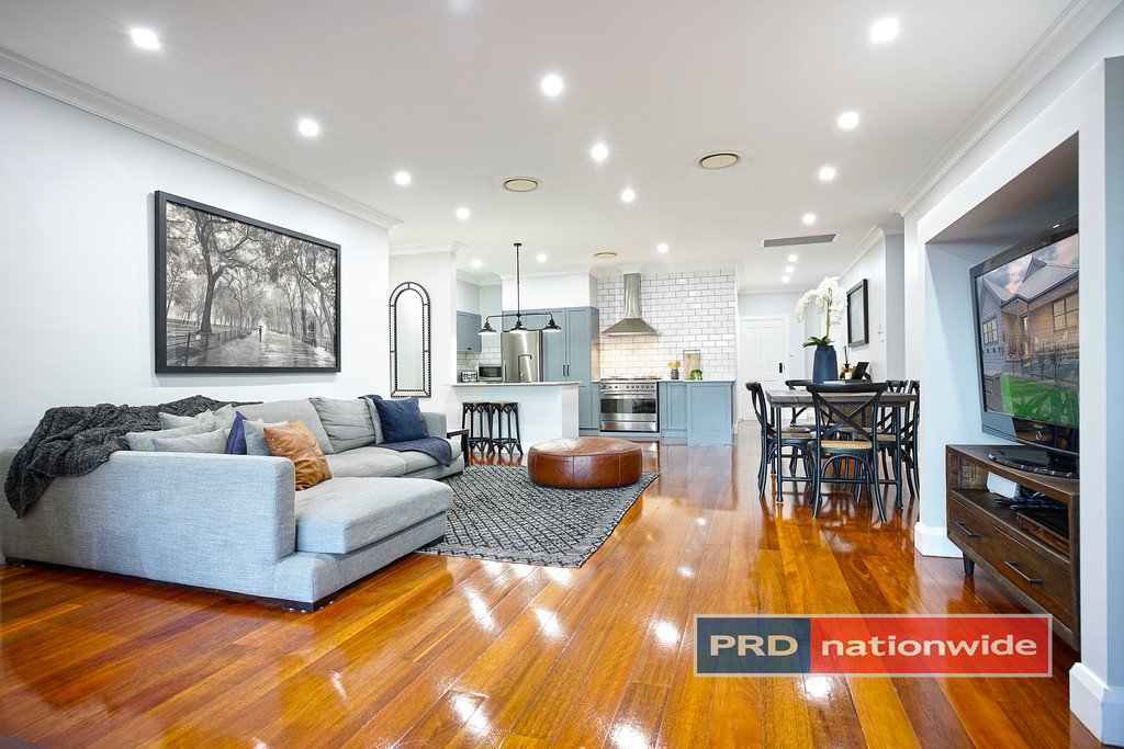 32 Ladbury Avenue PENRITH 17