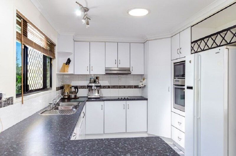 32 Latrobe Street TANNUM SANDS 3