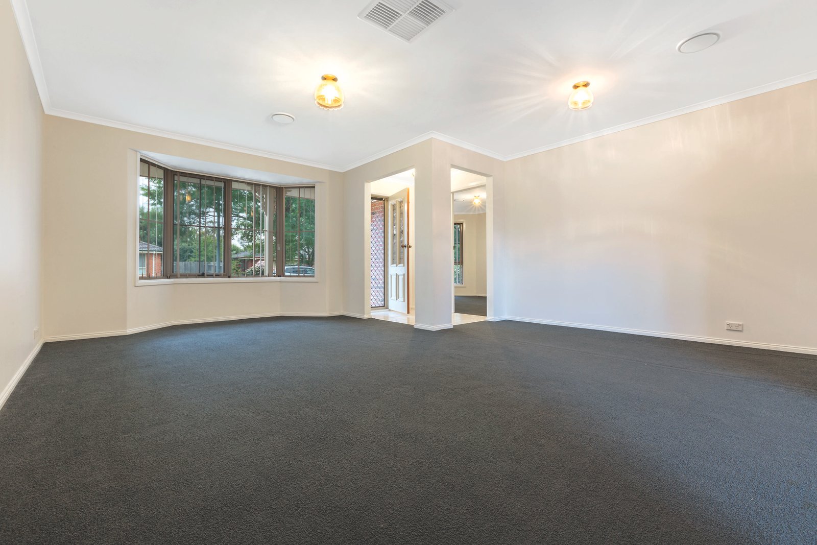 Gallery: 32 Lauderdale Avenue