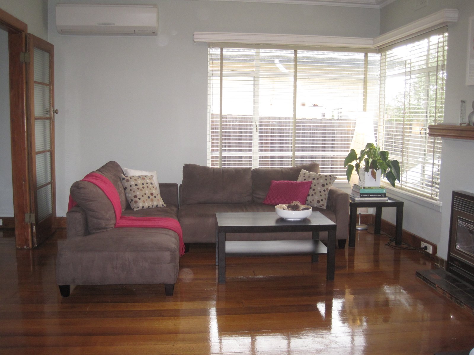 Gallery: 32 Lawson Street