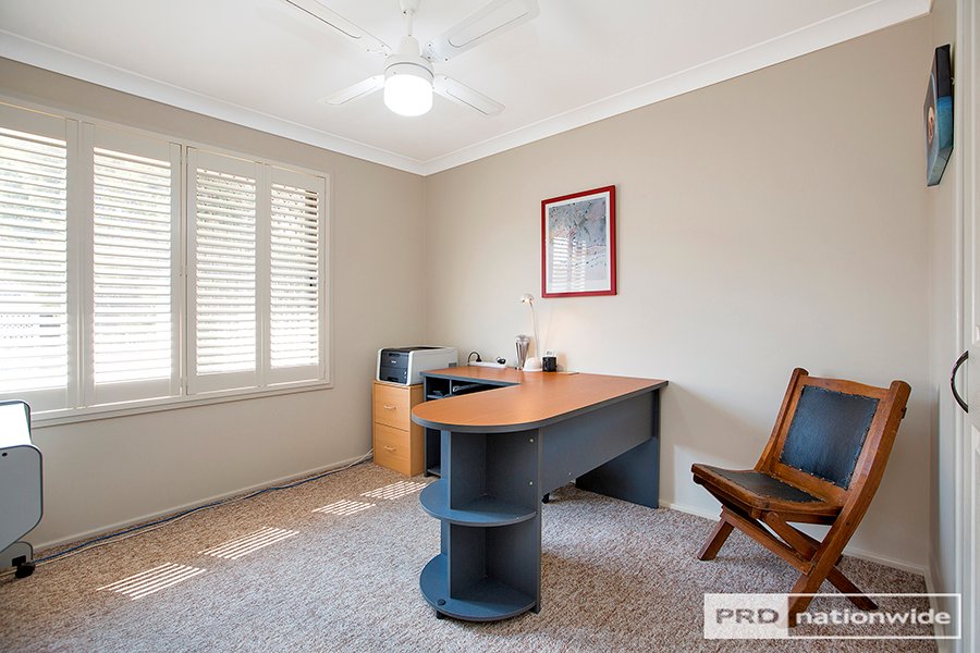 32 Lemon Gums Drive TAMWORTH 13