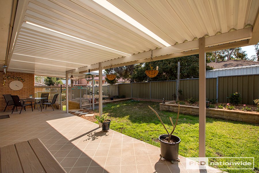 32 Lemon Gums Drive TAMWORTH 19