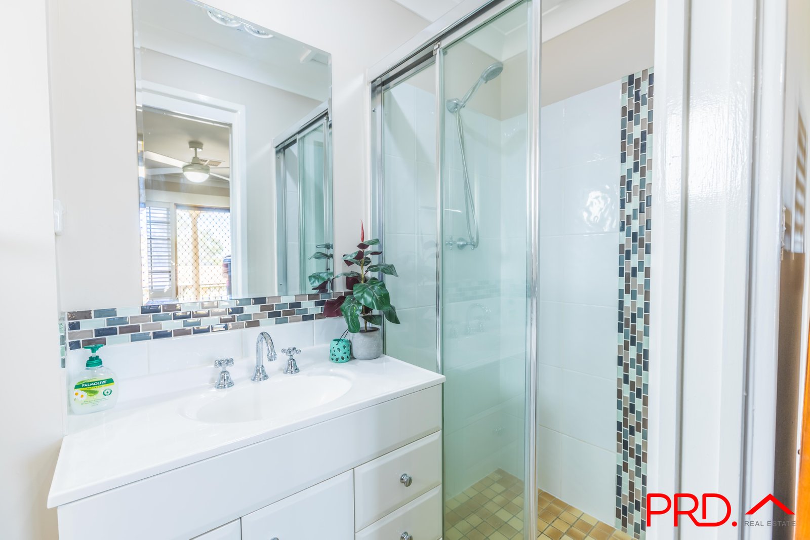 32 Lemon Gums Drive TAMWORTH 17