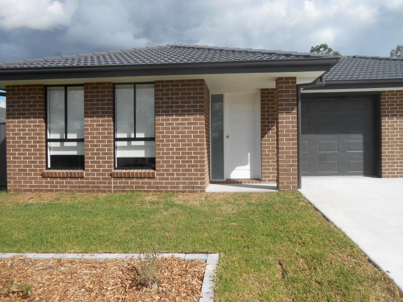 32 Leonora Crescent KOOTINGAL 1