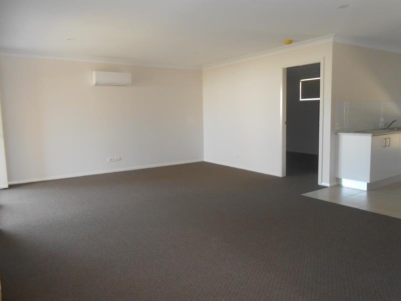 32 Leonora Crescent TAMWORTH 8