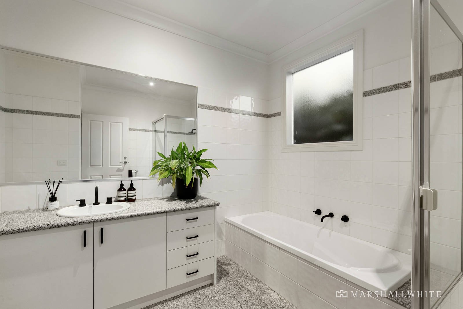 32 Leura Street, Murrumbeena, VIC