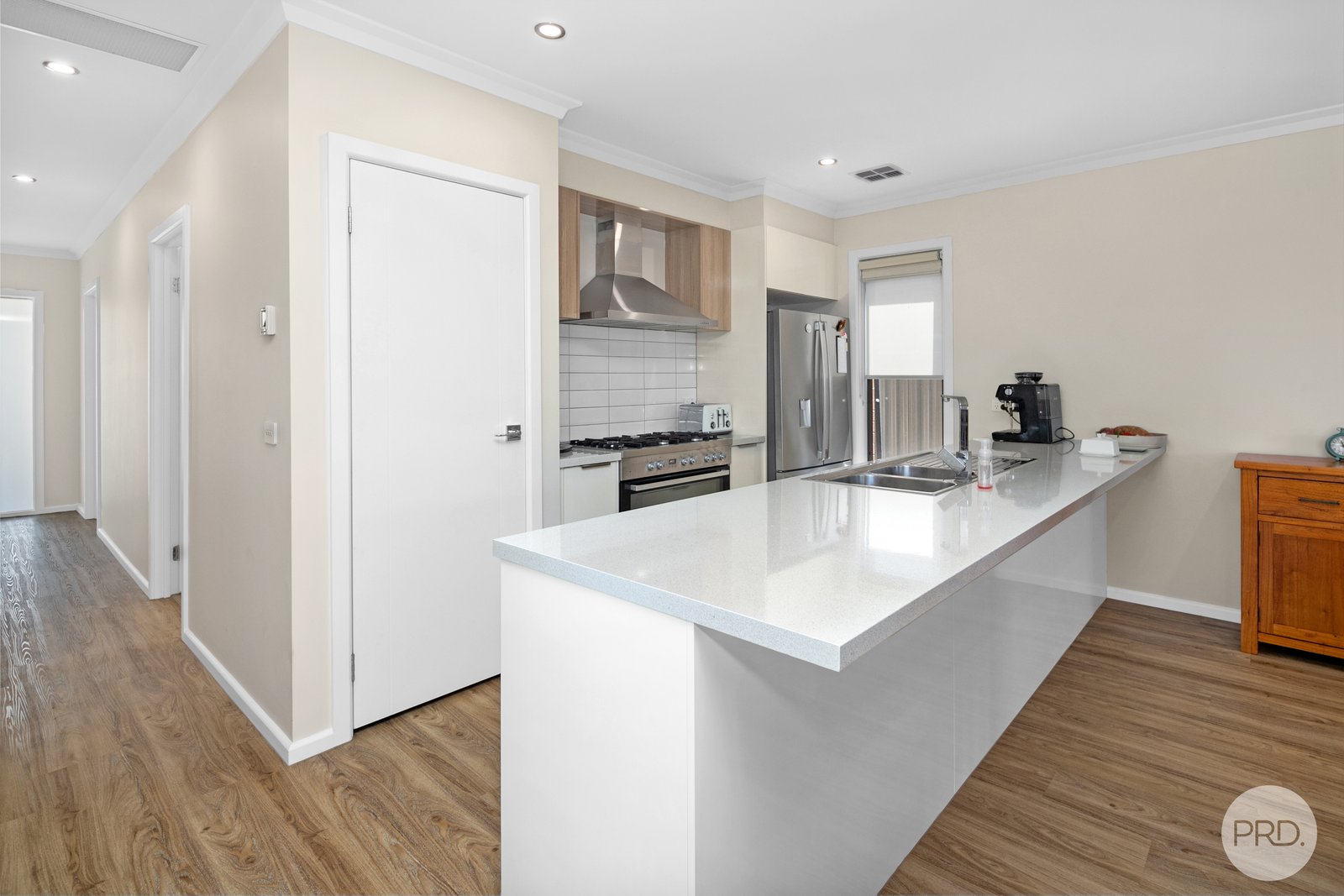 32 Limetree Way LAKE GARDENS 7