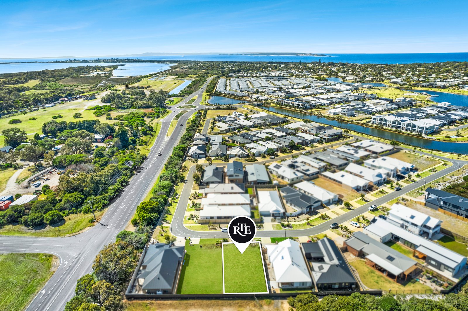 Real Estate and Property in 32 Limpet Circuit, Point Lonsdale, VIC
