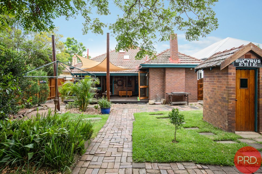 32 Lindesay Street EAST MAITLAND 18