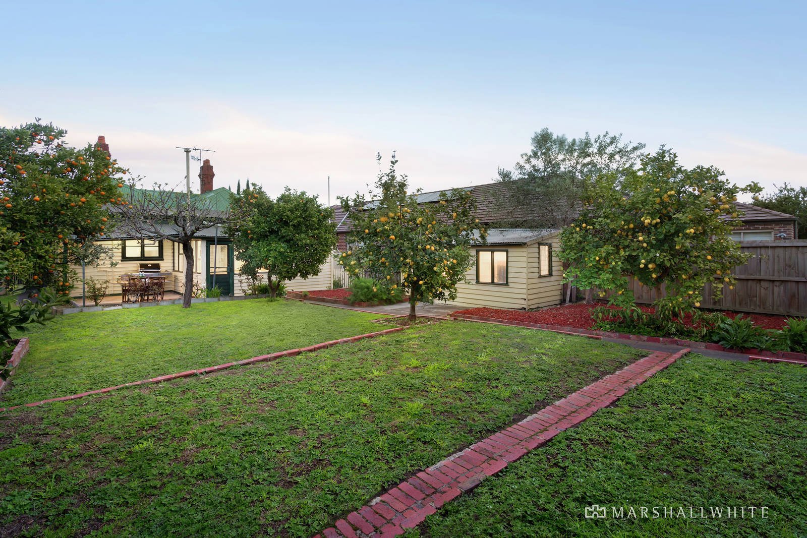 32 Llaneast Street, Armadale, VIC