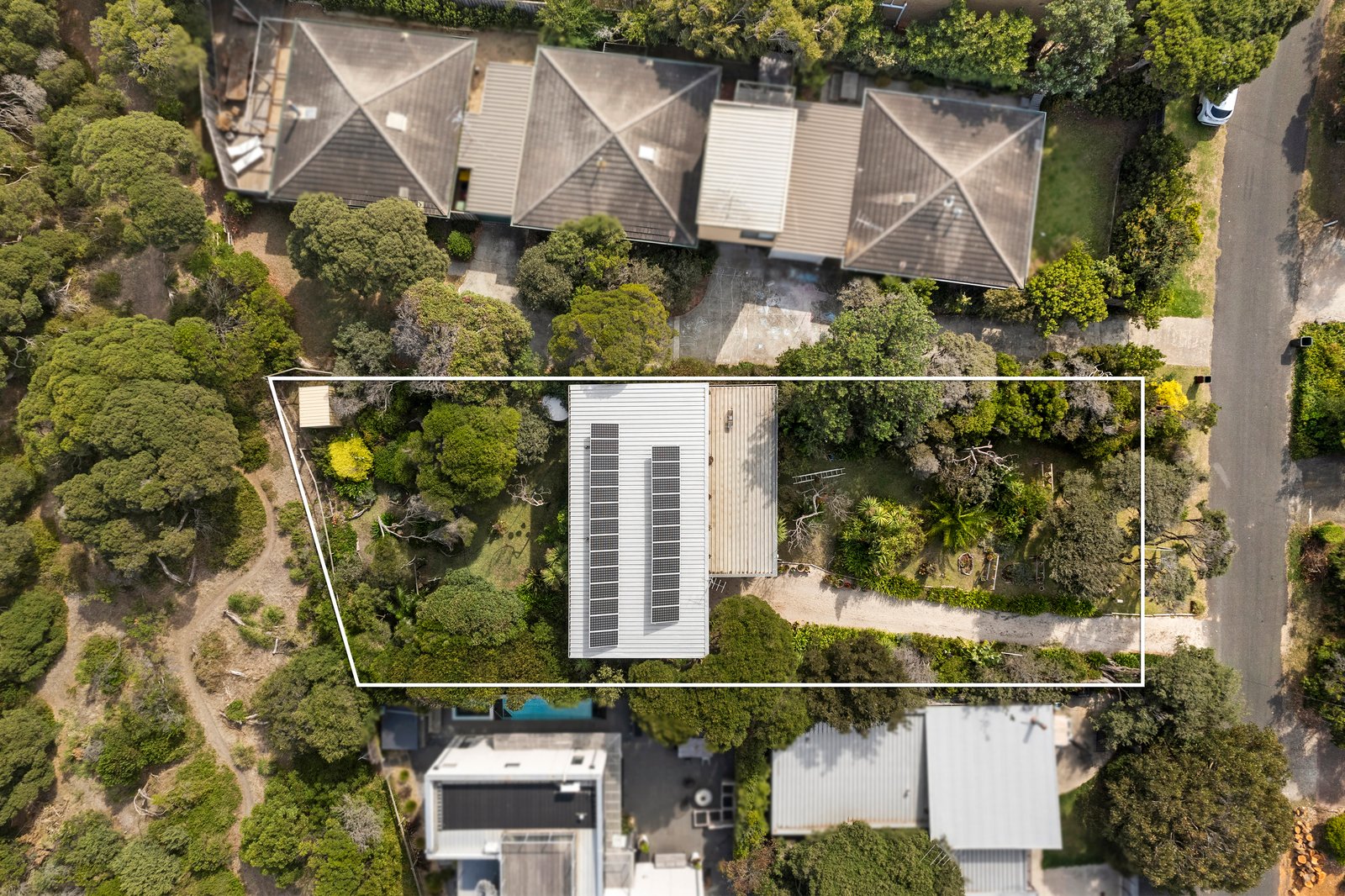 Real Estate and Property in 32 Lockington Crescent, Point Lonsdale, VIC