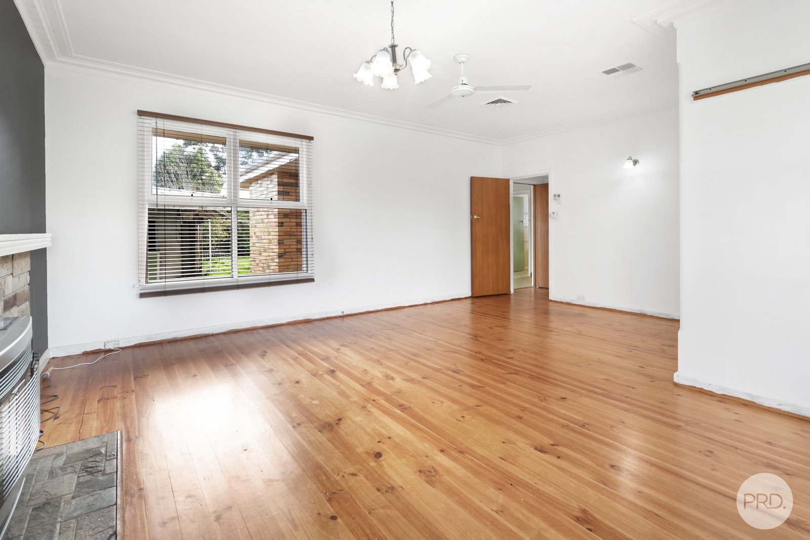 32 Longley Street ALFREDTON 3