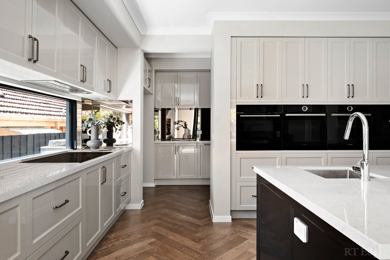 Real Estate and Property in 32 Longview Road, Balwyn North, VIC