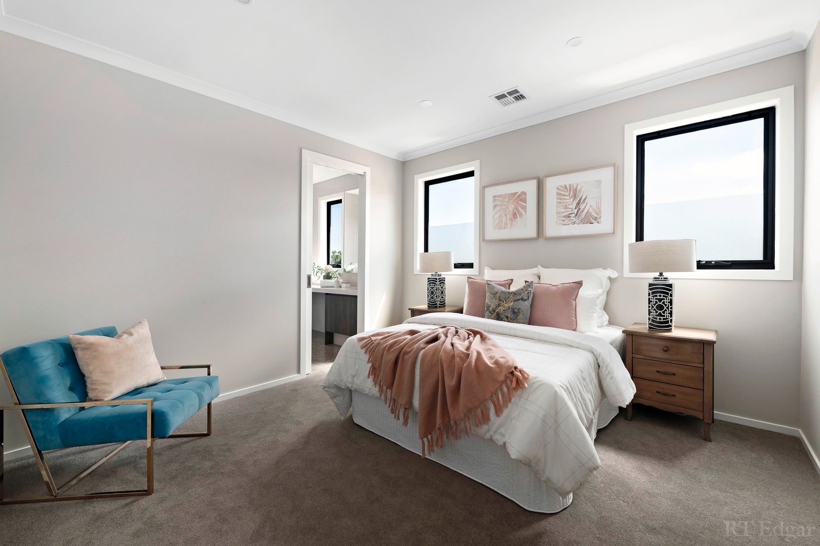 Real Estate and Property in 32 Longview Road, Balwyn North, VIC