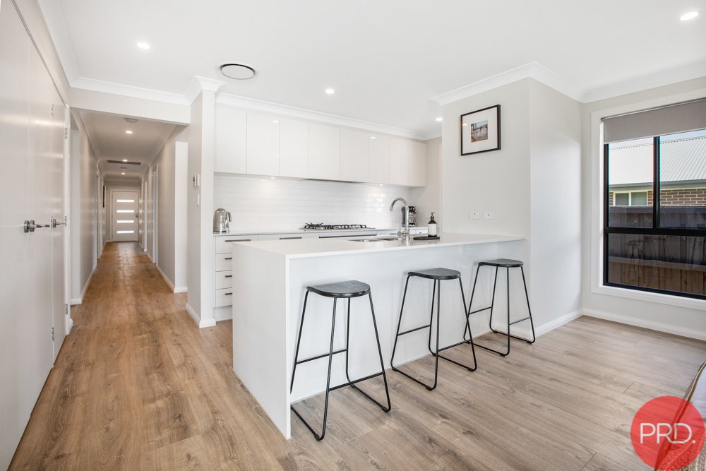 32 Lorikeet Street ABERGLASSLYN 3