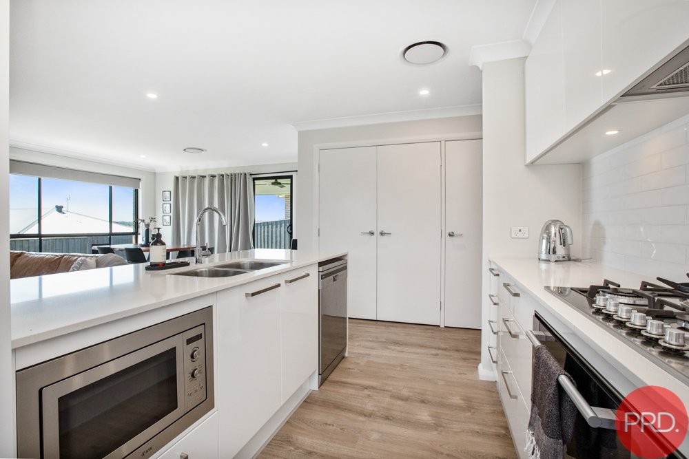 32 Lorikeet Street ABERGLASSLYN 10