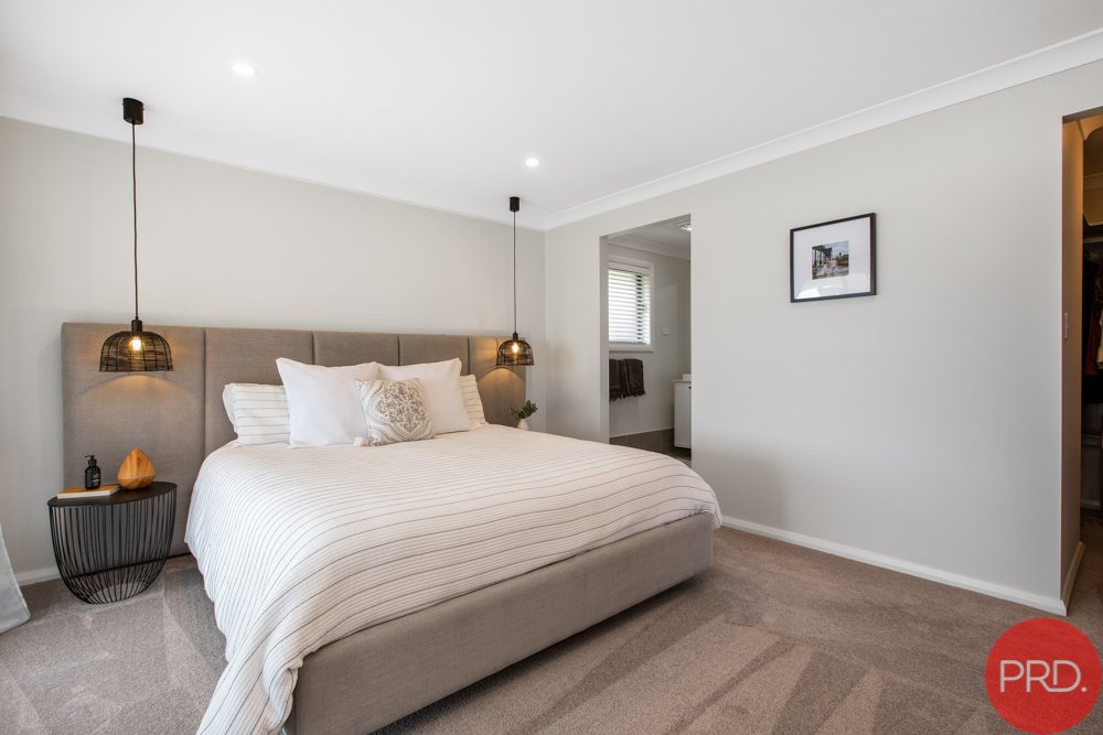 32 Lorikeet Street ABERGLASSLYN 11